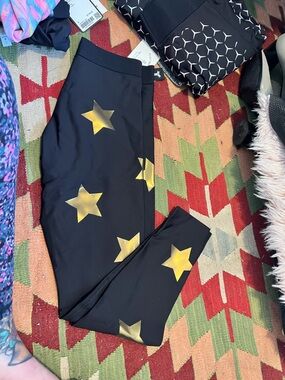 Ultra or gold star leggings NWT size L